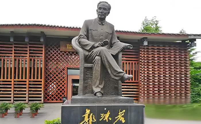 铜定制人物雕塑2.jpg