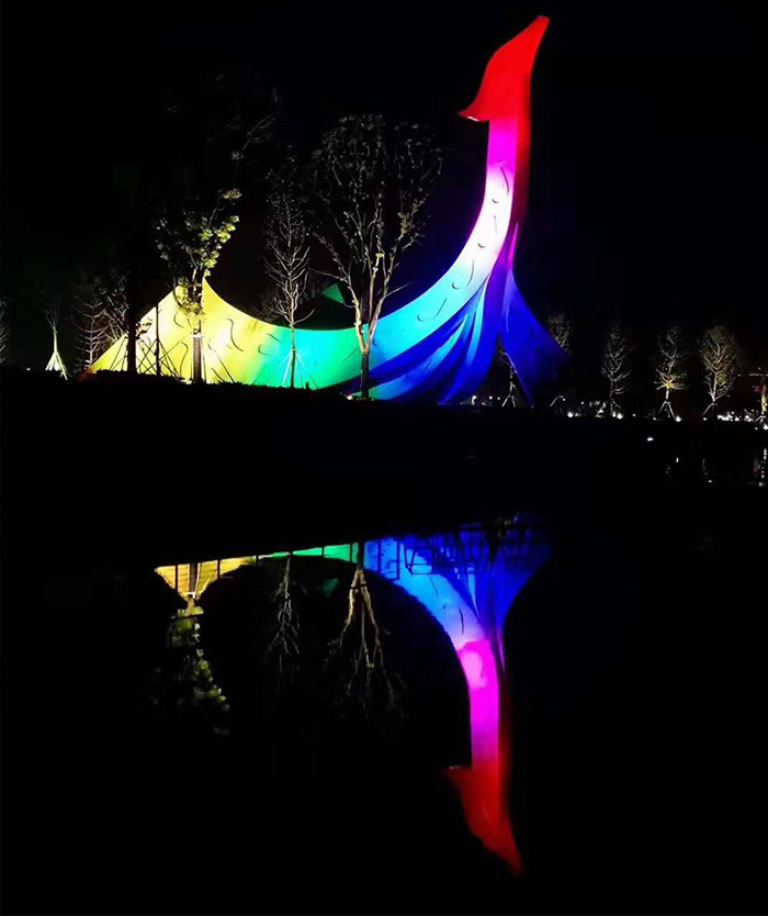 五彩凤凰星空体育娱乐莱切赞助商
