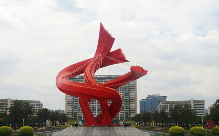 广场星空体育娱乐莱切赞助商