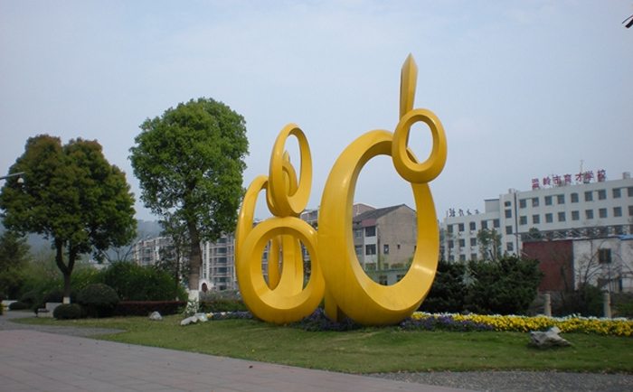 星空体育娱乐莱切赞助商